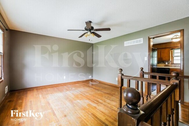 Foto del edificio - 415 SW Stratford Rd