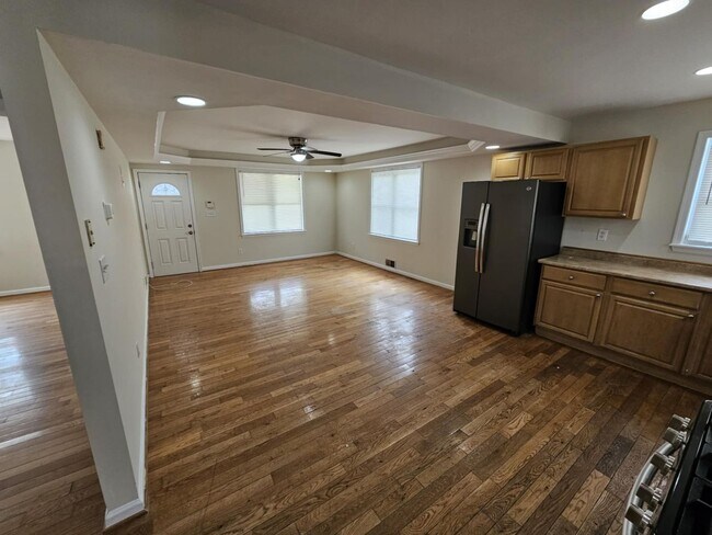Foto del edificio - 4 Bedroom Single Home in Baltimore County