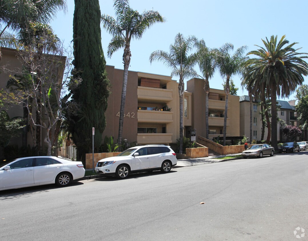Foto principal - 4642 Willis Ave