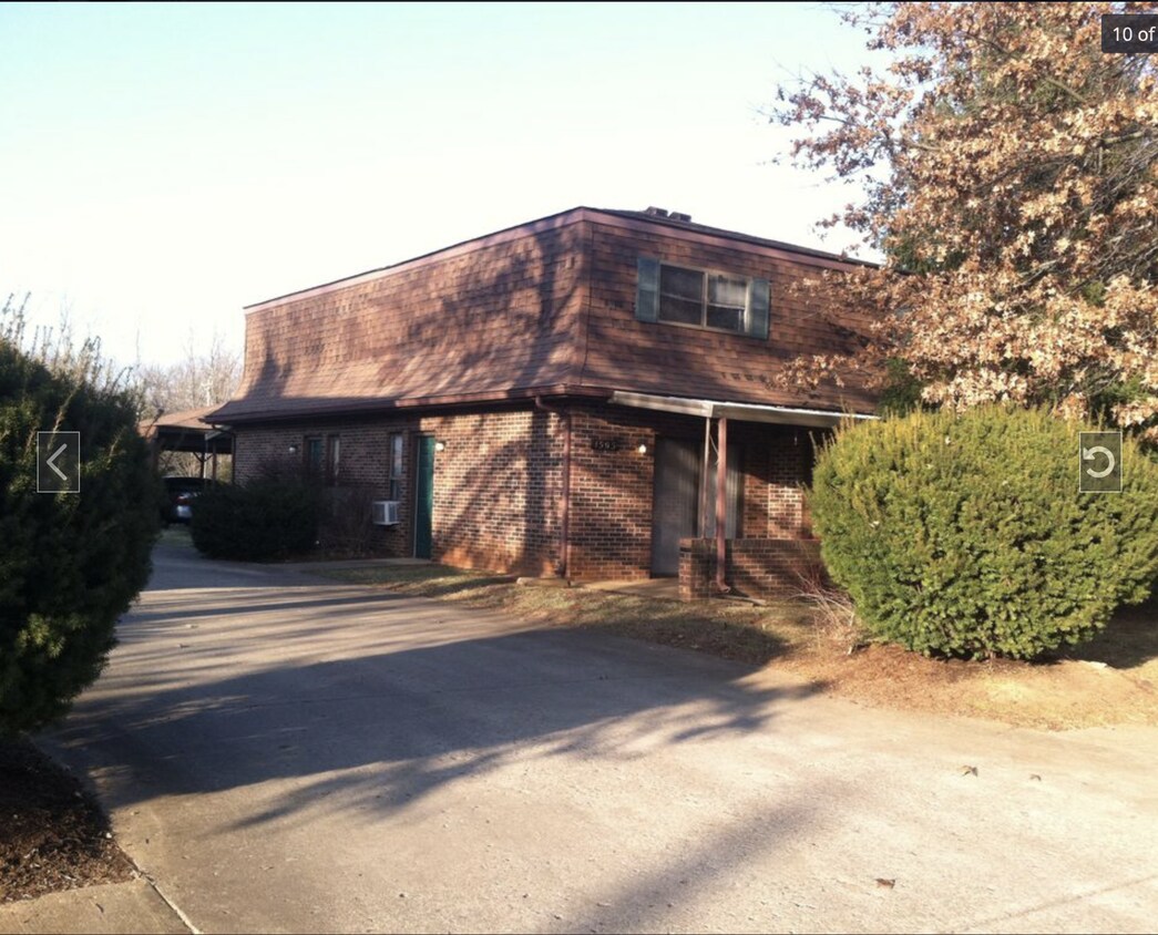 Primary Photo - 1503 Pin Oak Ct