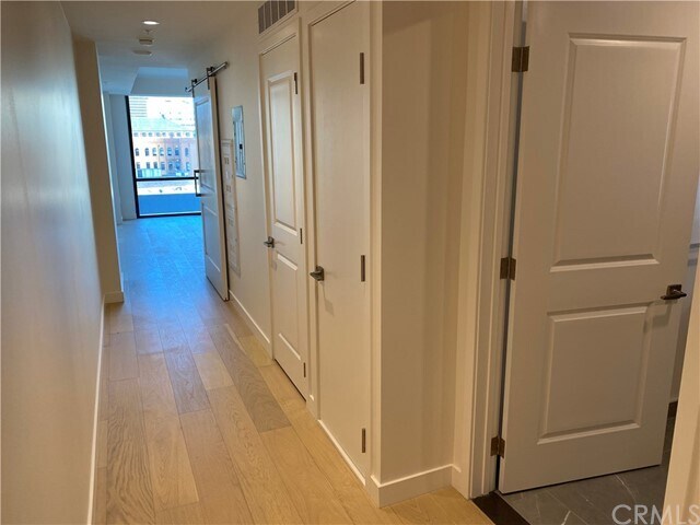 Foto principal - 400 S Broadway
