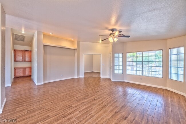 Building Photo - 132 Lemongold St