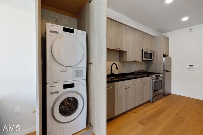 Building Photo - 1 br, 1 bath House - 225 Shipley #6