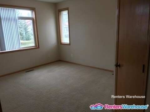 Foto del edificio - 10783 Tyler Ct NE
