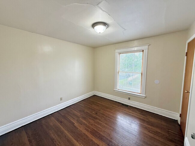 Foto del edificio - 4/2 Single Family Home | Hardwood Floors |...