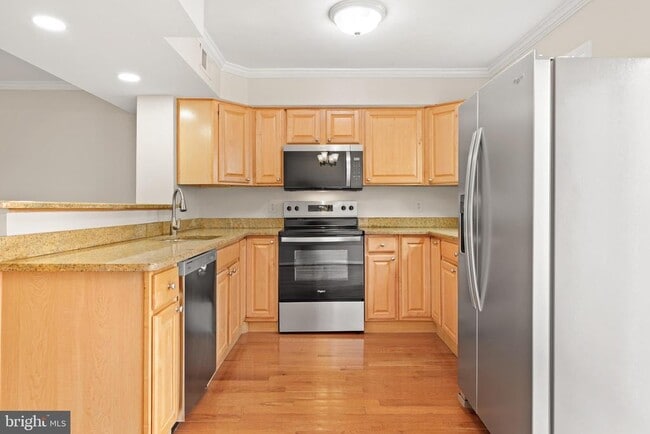 Foto del edificio - 8483 Laurel Oak Dr