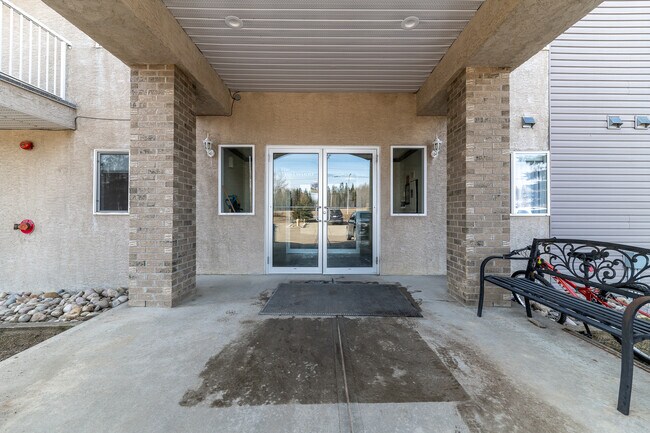 Building Photo - 5625 13 Av
