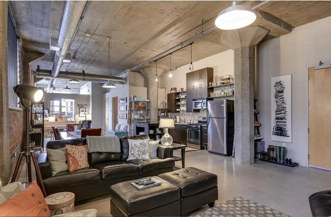 Foto del edificio - 718 Washington Ave N