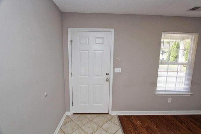 Foto del edificio - 2559 Bates St SE