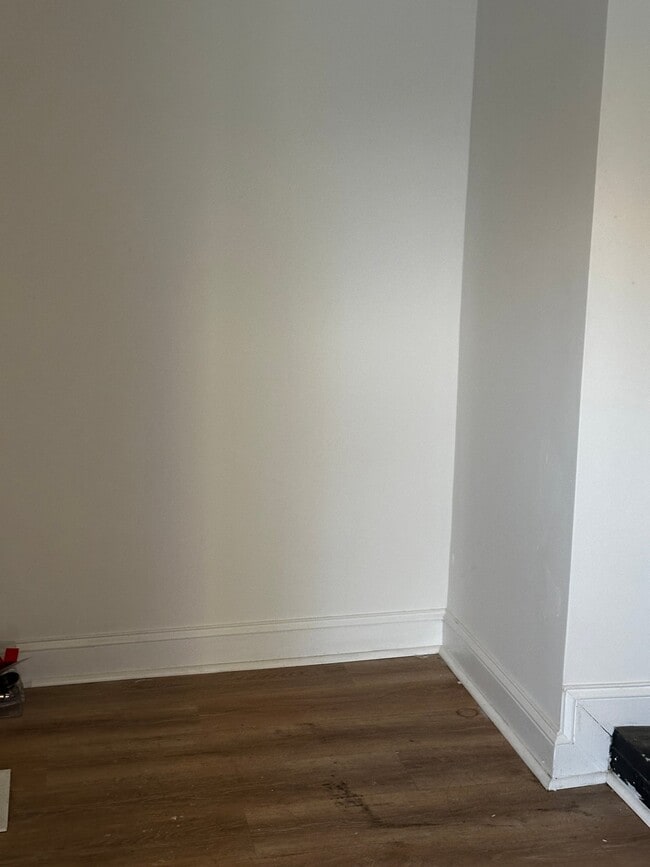 Photo - 4835 Mantua Ave Apartment