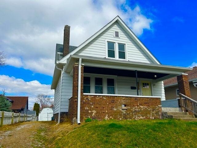 Photo - 1120 Hoefgen St House