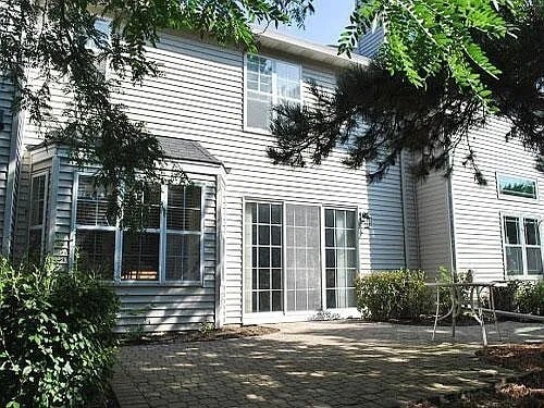 Foto del edificio - 236 E Theodore Ln