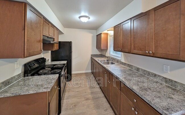 Building Photo - 6189 Checkmate Ln