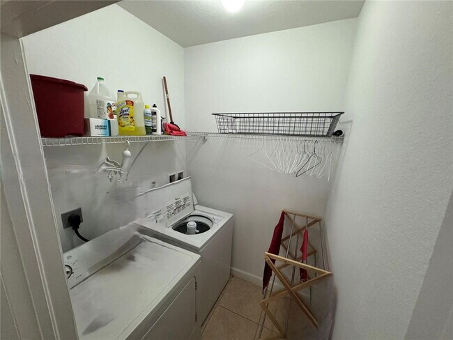 Foto del edificio - 10748 NW 74th Terrace