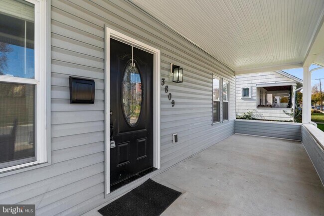 Foto del edificio - 3809 W Cold Spring Ln