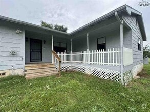 Building Photo - 1113 Sunset Ln