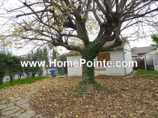 Building Photo - 2296 Empress St