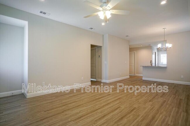 Foto del edificio - 931 N Barrett Ave