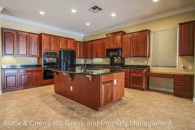Foto del edificio - 7293 Mount Kearsarge St