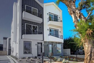 Building Photo - 6016 Comey Ave