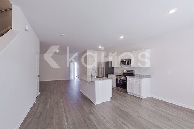 Foto del edificio - 2561 Banyan Cir
