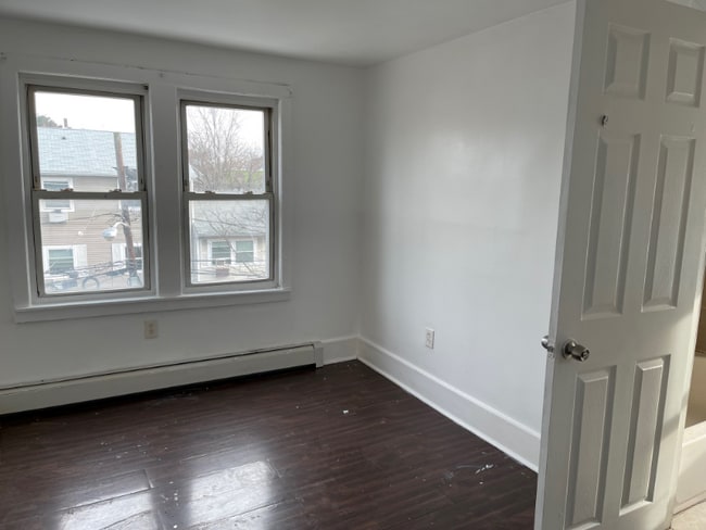 Building Photo - 14 N 12th St