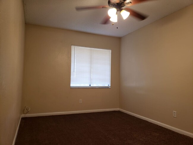 Building Photo - 177 Rebecca Ln