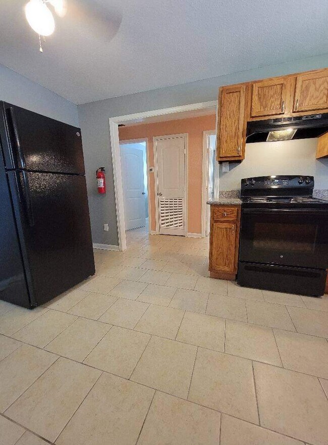 Foto del edificio - 4545 Evangeline St