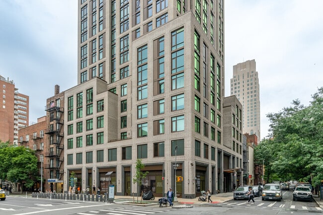 255 East 77