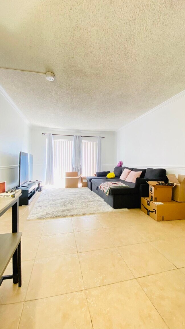 Building Photo - 3274 Coral Ridge Dr