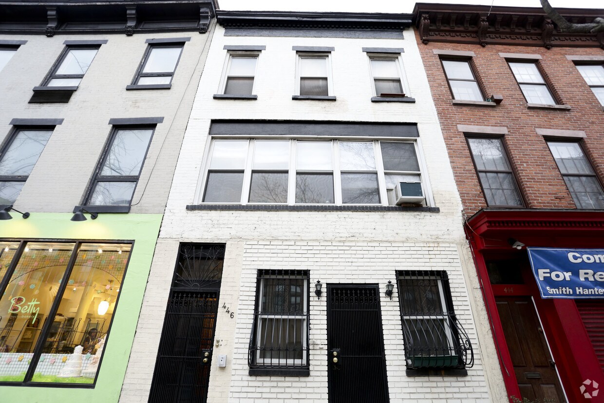 Foto del edificio - 446 Atlantic Ave