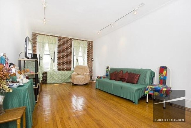 Building Photo - 3563 88th St