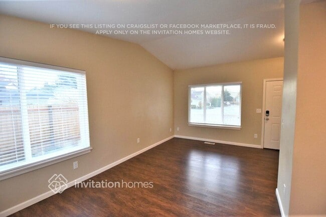 Building Photo - 15435 Chestnut Dr SE