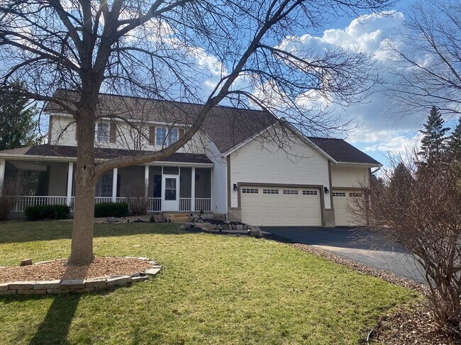 Building Photo - 3985 Zanzibar Ln N