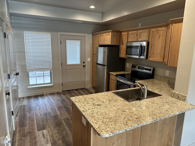 Building Photo - 157 E 300 S