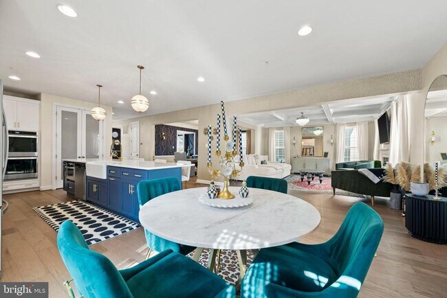 Building Photo - 607 Somerstown St