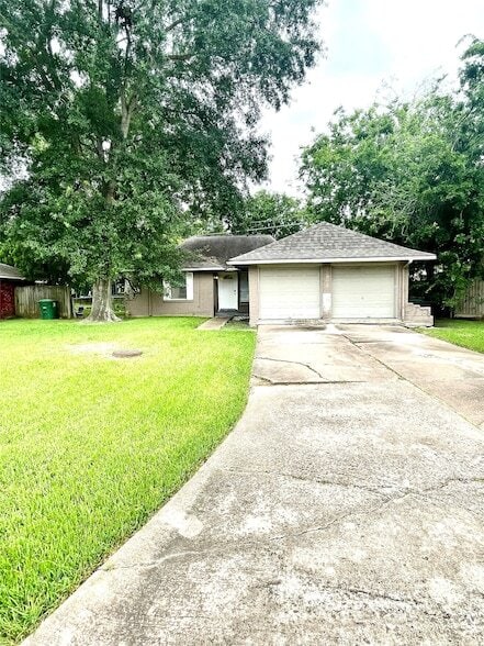 Photo - 11906 Binghampton Drive Unit House