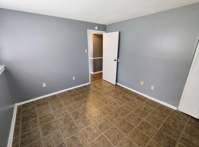 Building Photo - 4333 Willow Park Cove