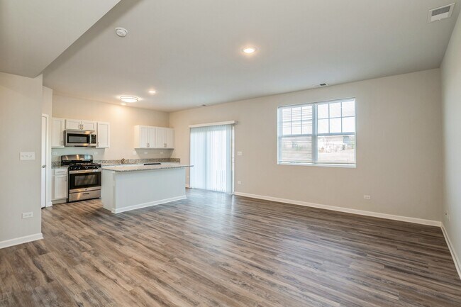 Building Photo - 1178 Brian Ct E