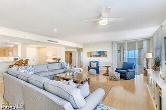 Building Photo - 14250 Royal Harbour Ct