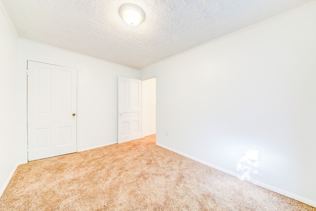 Foto del edificio - 2675 S 18th St