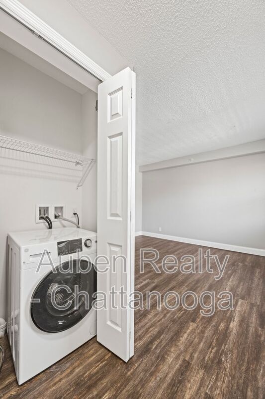 Building Photo - 5519 TN-153