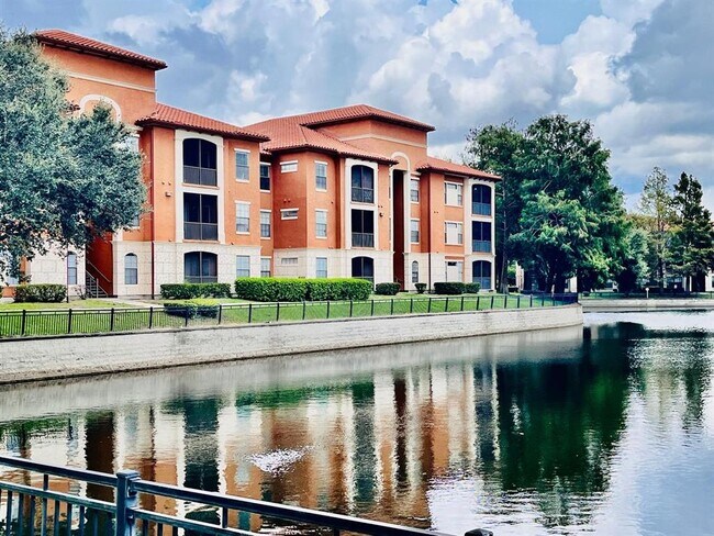 Foto del edificio - 6149 Metrowest Blvd