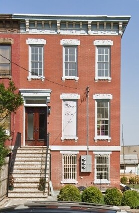 Primary Photo - 2 Park St