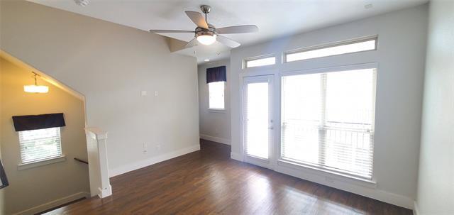 Foto del edificio - 1303 Palm Springs Ln