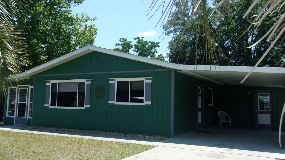 Foto principal - 9880 SW 101st Pl