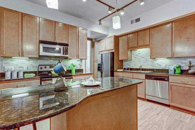 Foto del edificio - Loft-Style 1-Bed | Now Leasing in Houston!