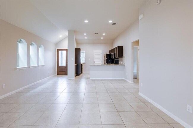 Foto del edificio - 615 Stampede Rd