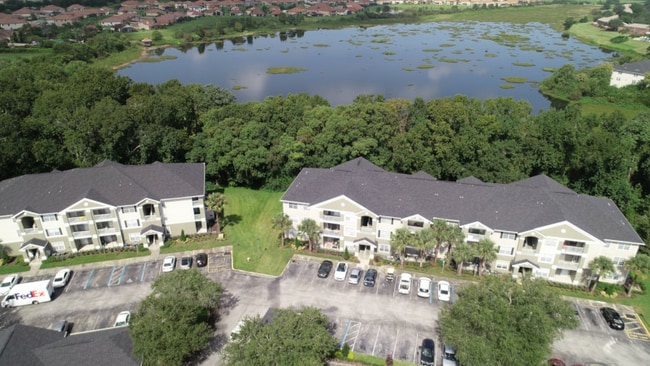 Building Photo - Sunset Lakes