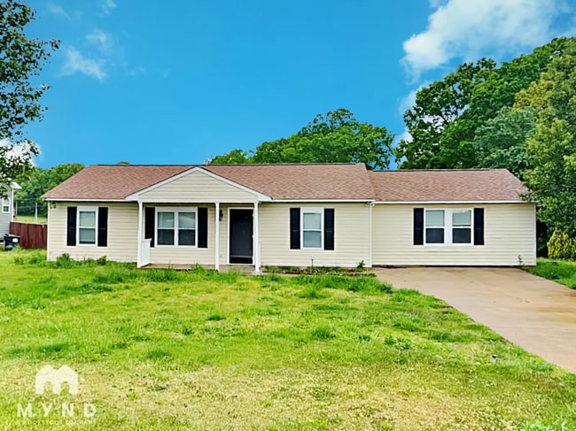 Building Photo - 150 Single Oak Dr